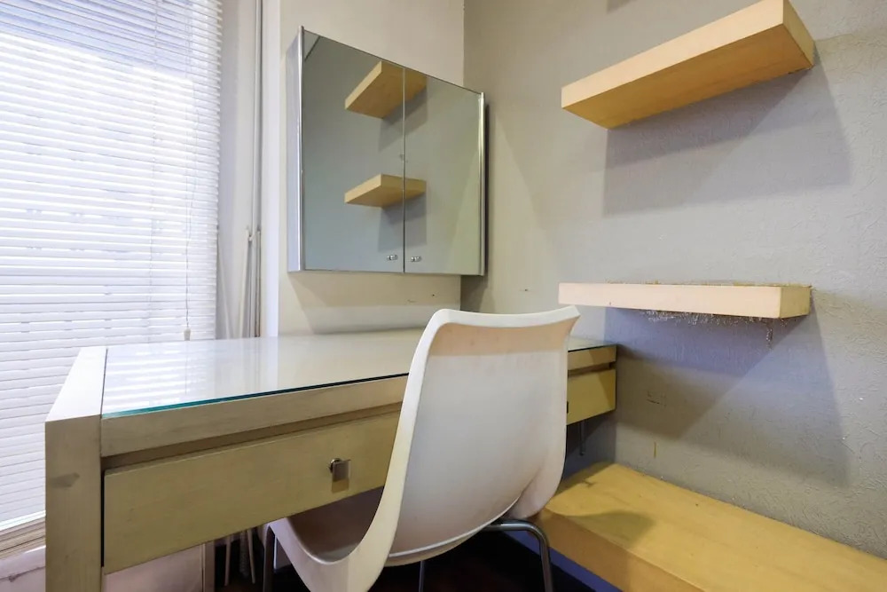 Spacious and Cozy 3BR Poins Square Apartment