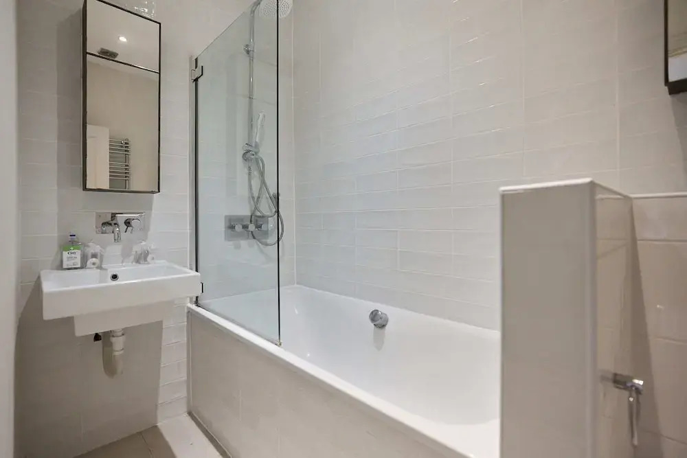 Kensington Garden Flat with Office