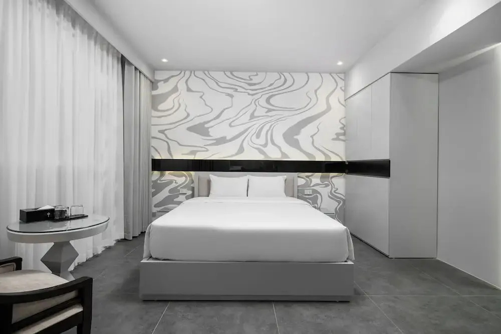 J Village Hotel - Triệu Việt Vương
