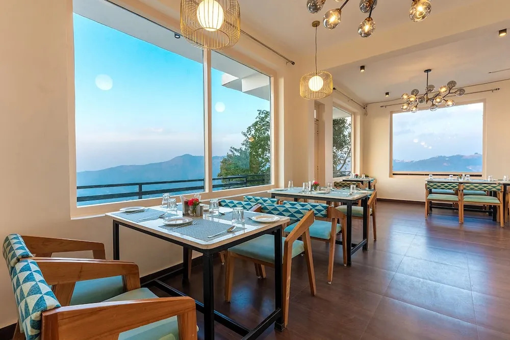 Himalayas Resort by The Lake Hill