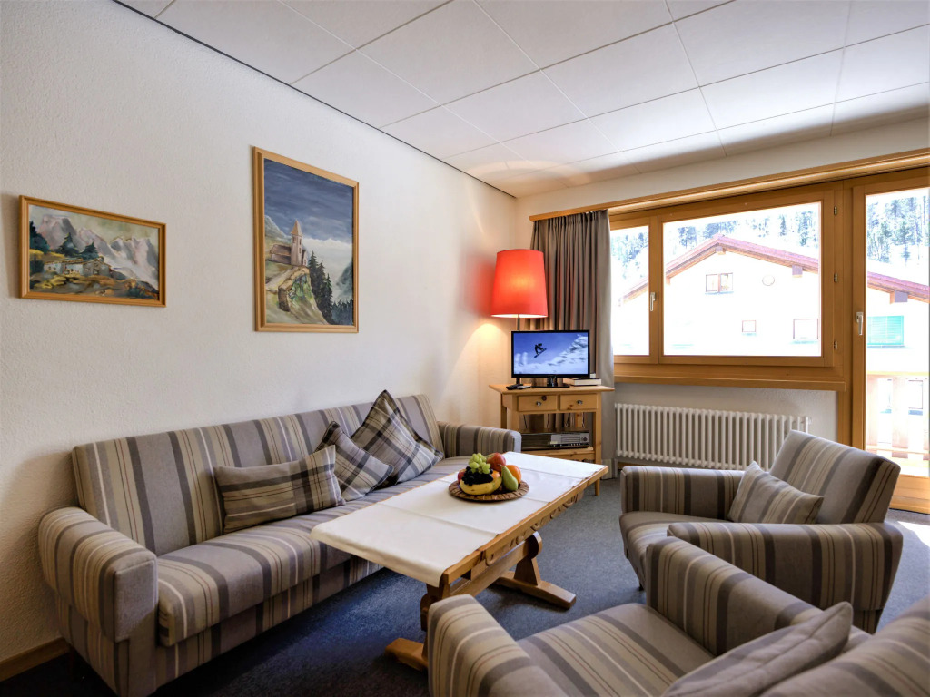 Apartment Chesa Islas by Interhome