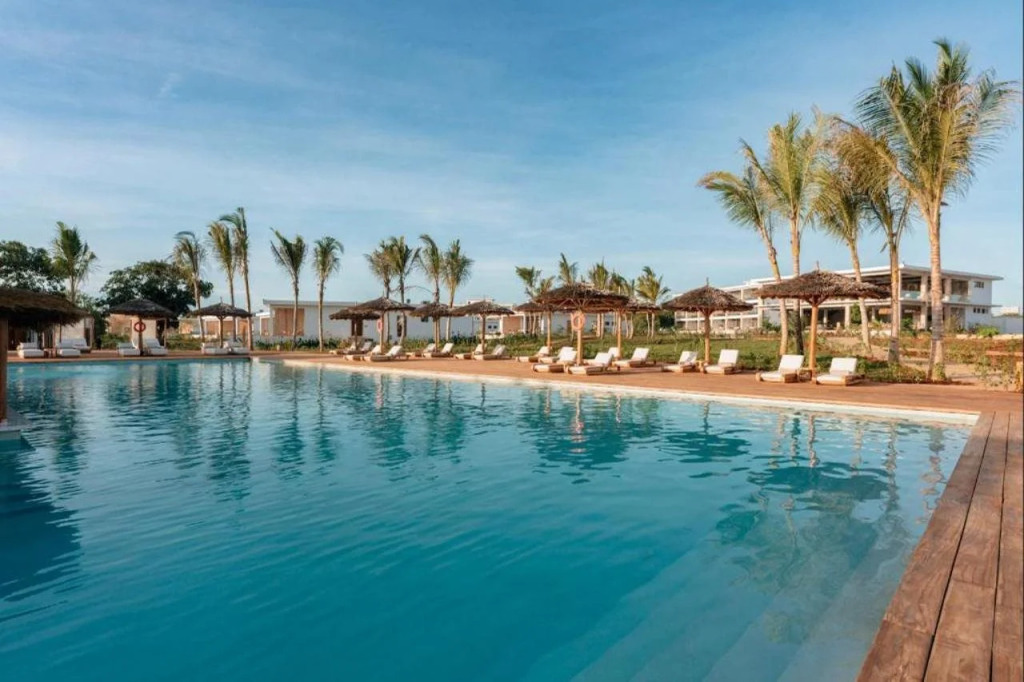 Kwanza Resort By SUNRISE