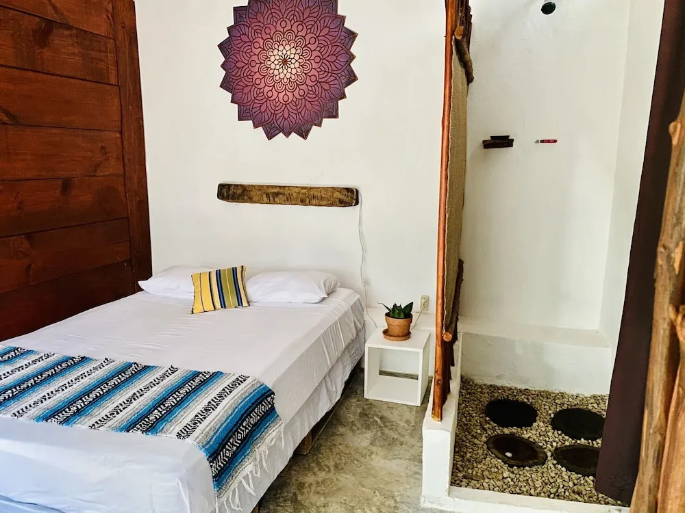 El Búho Bacalar Eco-Cabañas Hostal