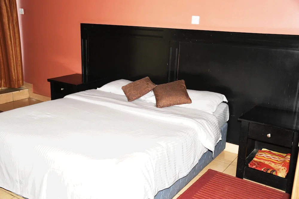 Jamia Central Hotel