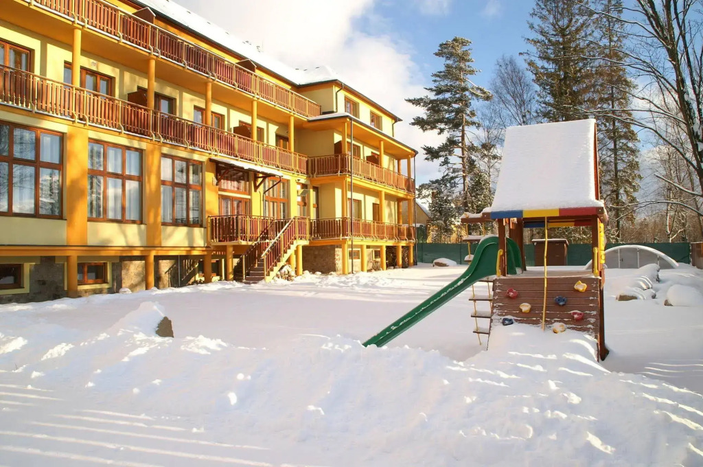 Hotel Avalanche