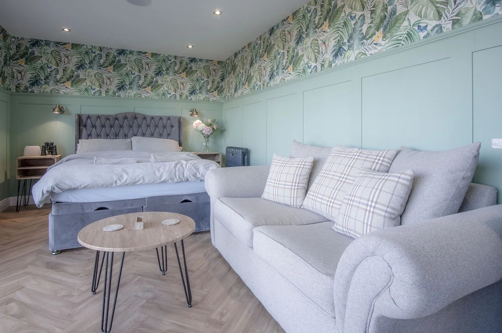 Caswell Bay Hide Out - Cabin - Landimore