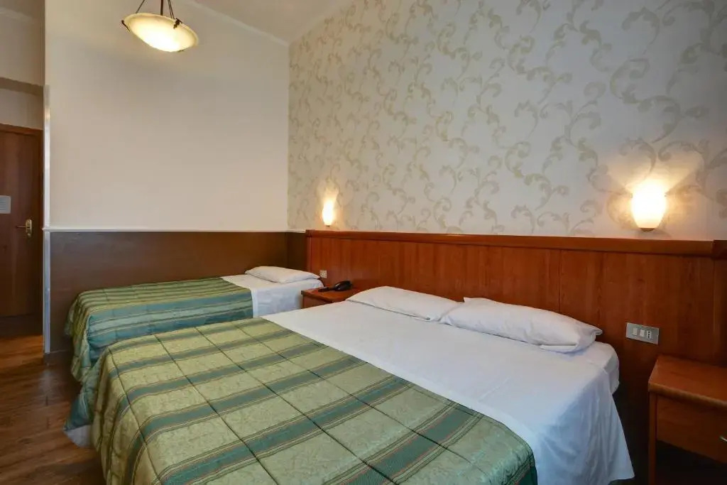 Hotel Universo