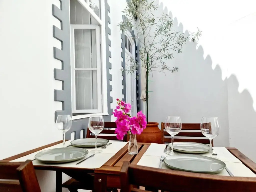 Casa Lara by HnM