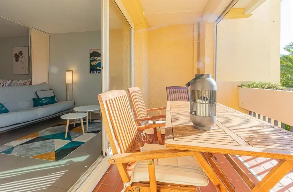 Le Pin Parasol a Cassis - Studio 3 Personnes by K6
