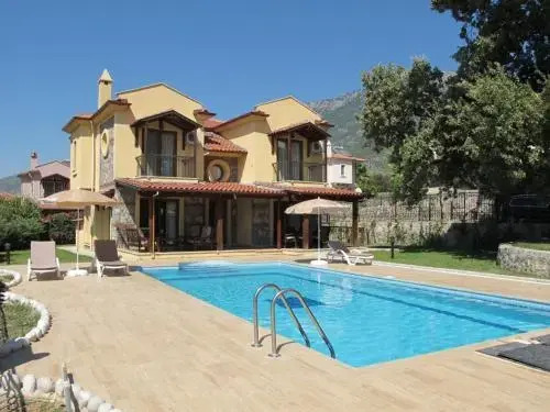 Fiesta Villa 11