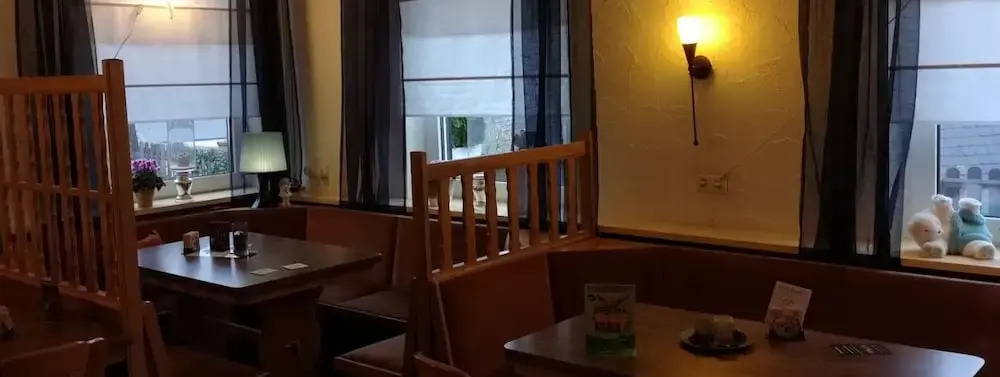 Zur Fredeburg