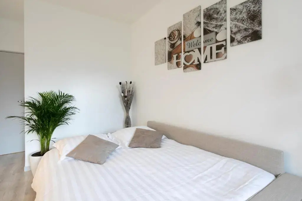 Lovely Cosy Apartment Terrace - 5 min DISNEYLAND Paris