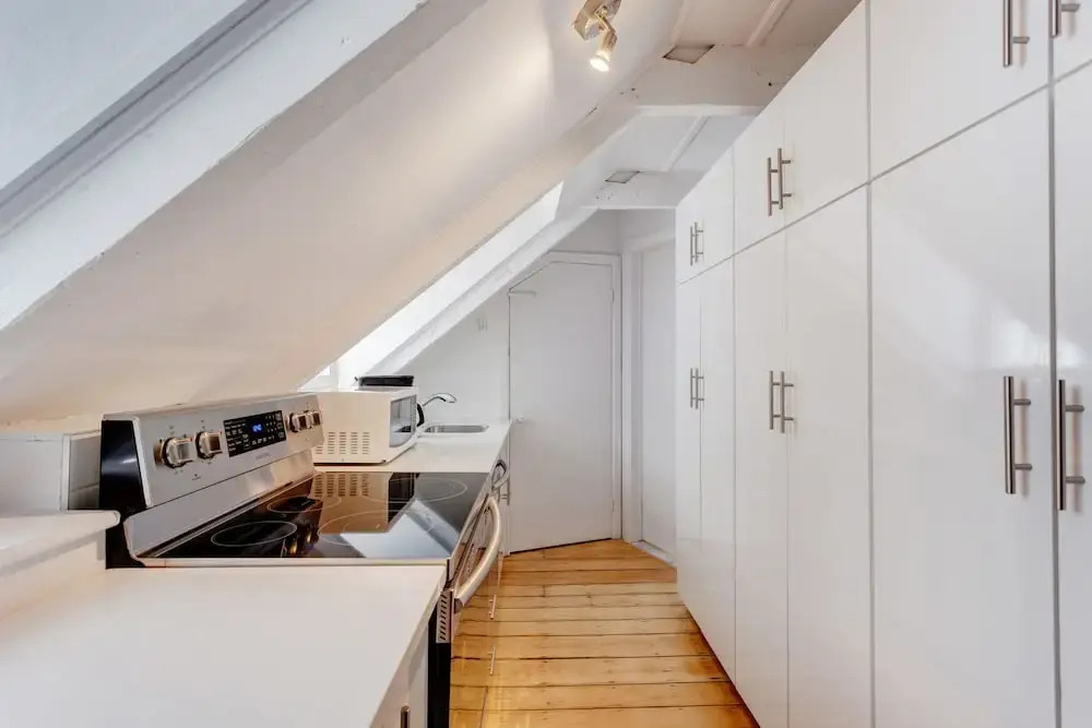 Maison Place Jacques-Cartier by Luxury In Transit