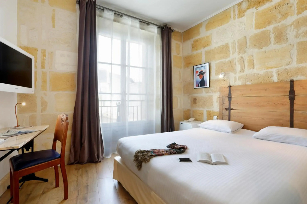 Hôtel La Tour Intendance