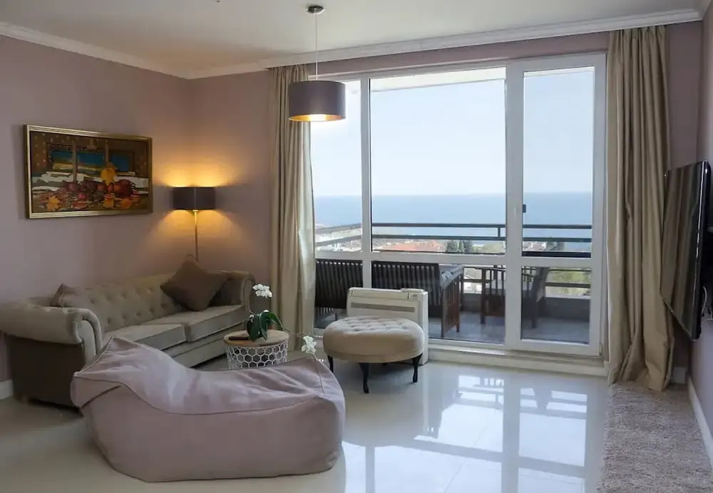 Explorer of the Seas - Splendid 3bd, Pool, Terrace