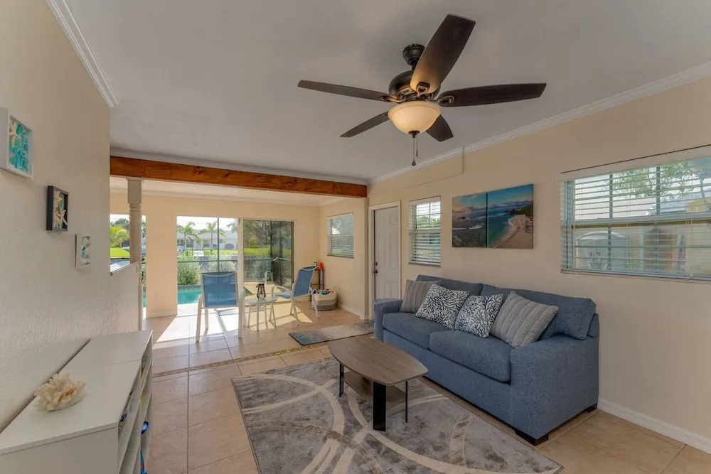 Gogo House in Port Charlotte