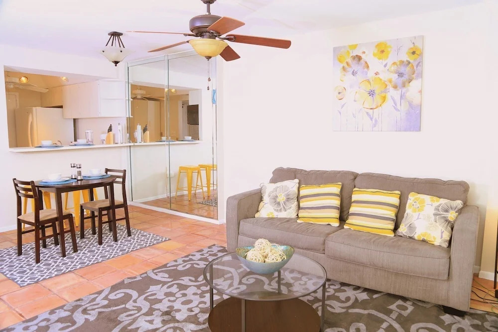 Oasis Guest Apartments - South Beach