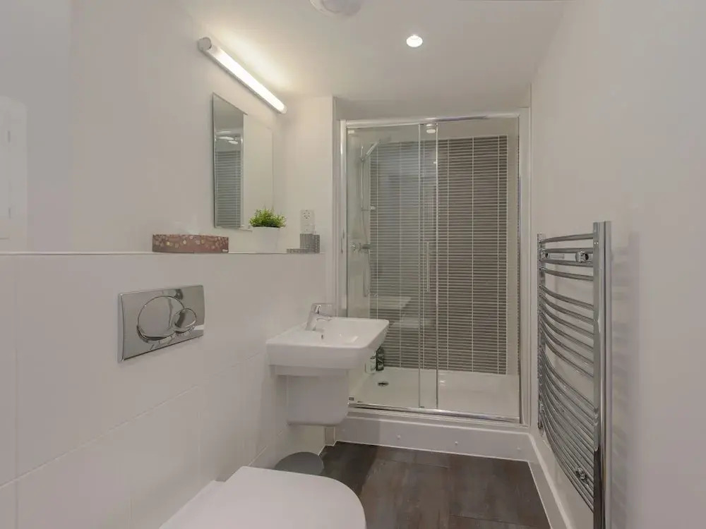 Karah Suites - Peascod Place