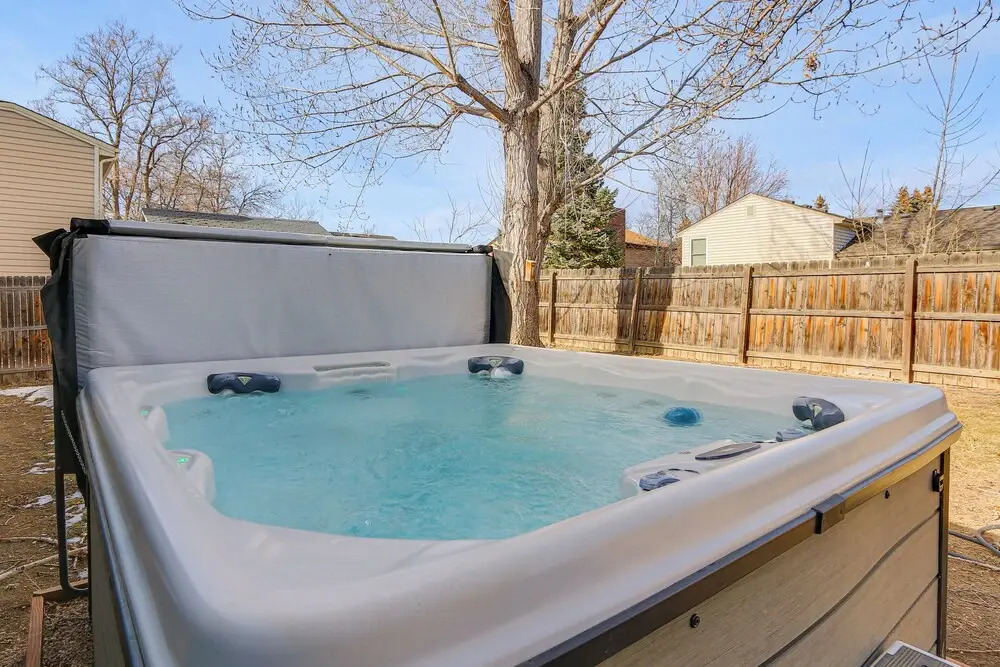 4 Mi to Dtwn Loveland: Home w/ Hot Tub & Yard