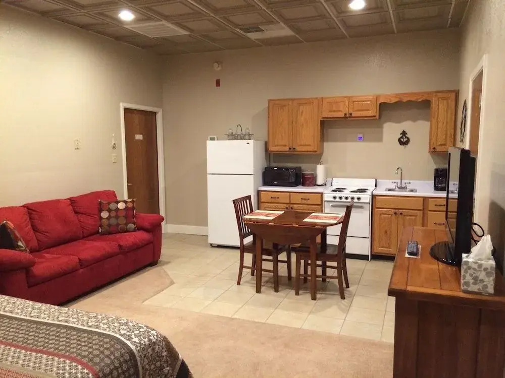 Heritage Inn