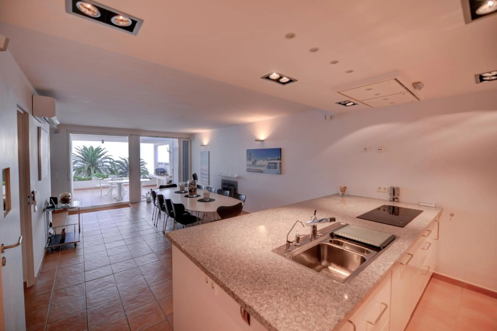 The Fantastic Beach House of Luz