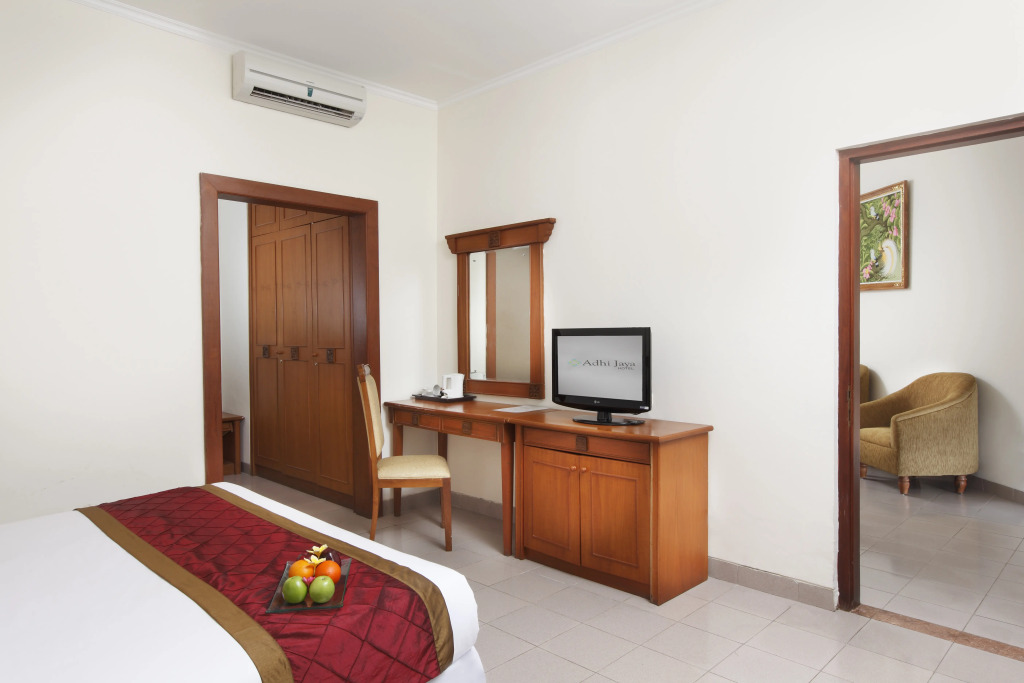 Adhi Jaya Hotel