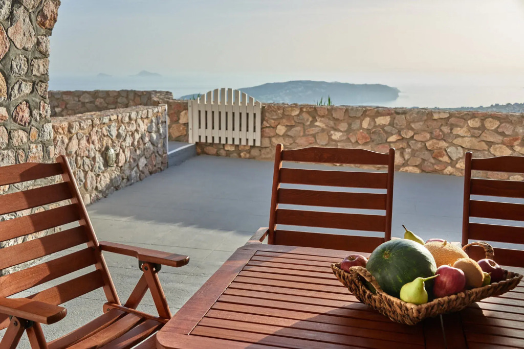 Zatrikion Santorini Villas