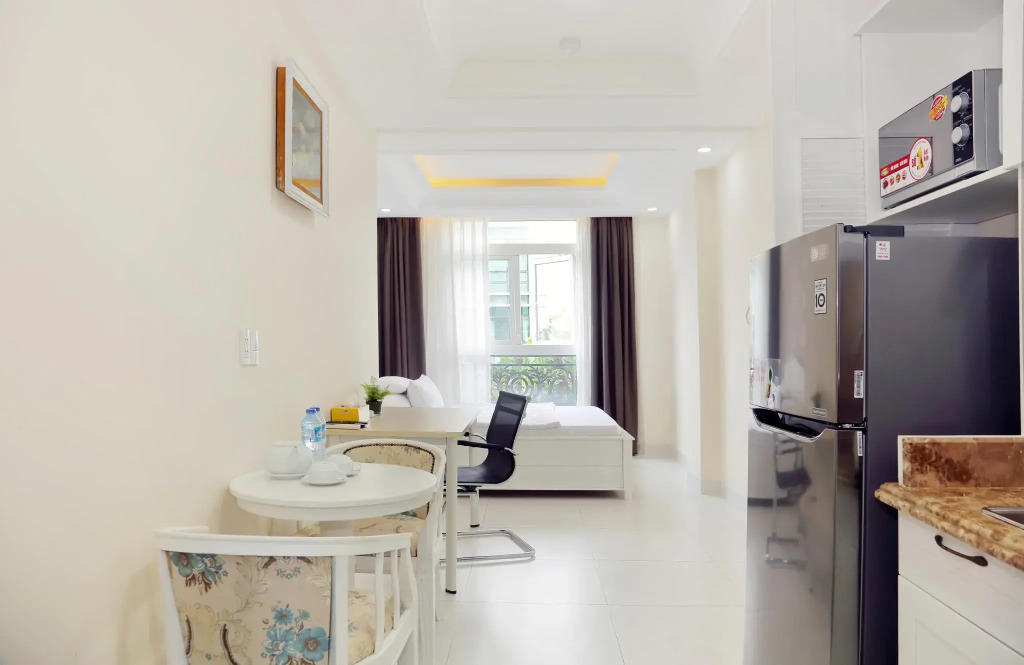 Sunshine Hotel & Apartment