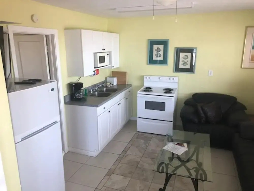 Misty Isles Redington Beachfront Suites 3 and 4