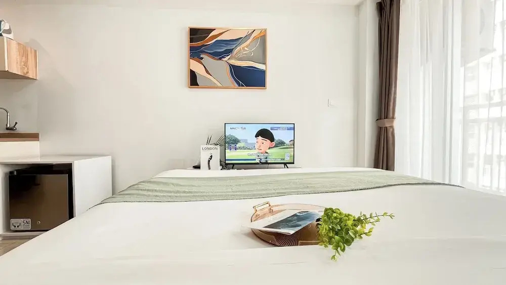 Elegant and Homey Studio Apartment Citra Living