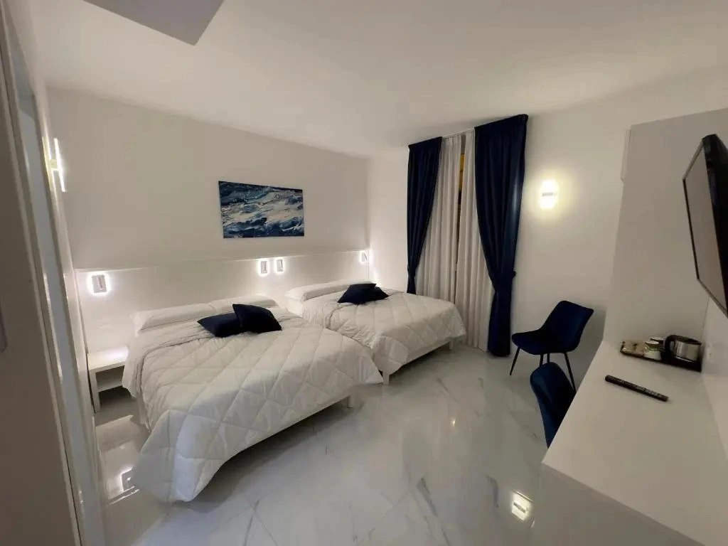Hotel Smart Cruise