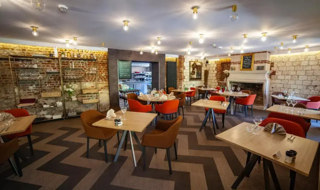 Logis Hôtel & Restaurant - Les Hauts de Montreuil