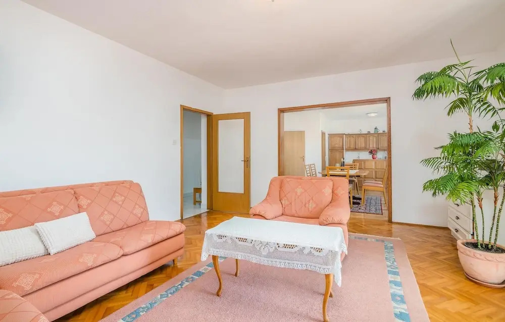Stunning Home in Malinska With Wifi and 2 Bedrooms