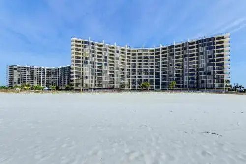 Windward 203 at Edgewater by RealJoy