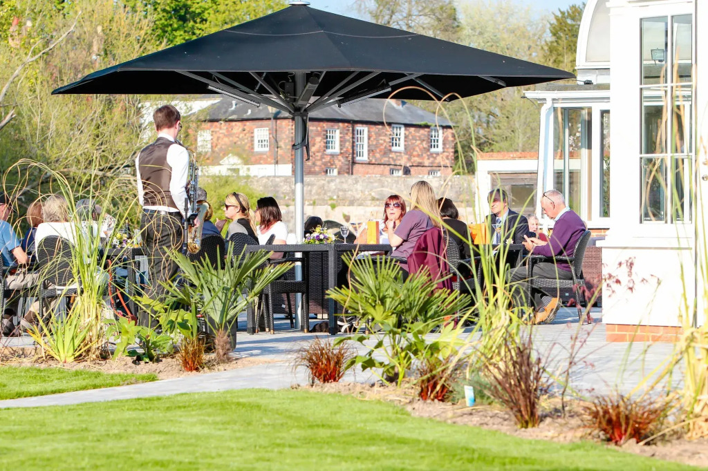 The Legacy Rose & Crown Hotel