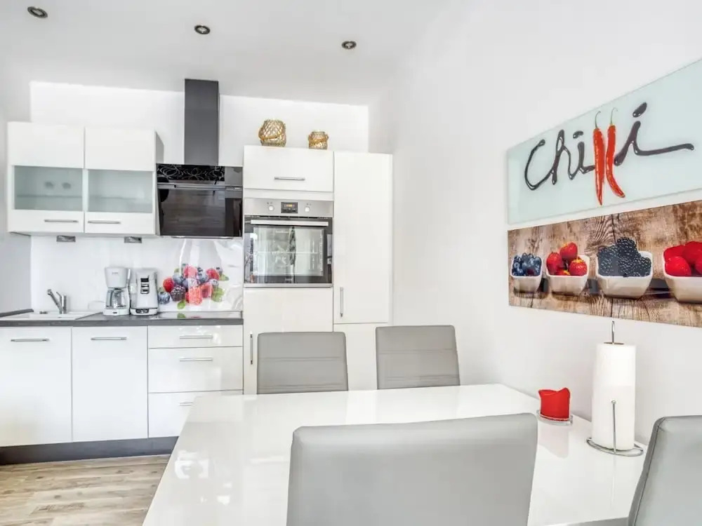 Chic Holiday Home in Varel With Balcony