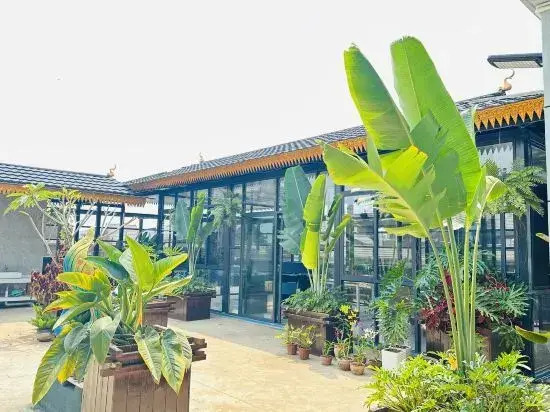 Dieman B&B Hotel (Xishuangbanna Jinghong Gasa Airport Railway Station)