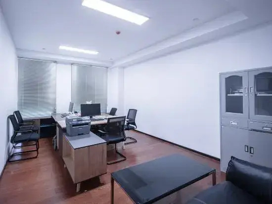 Borrman International Hotel（Anning Wuyue Plaza）