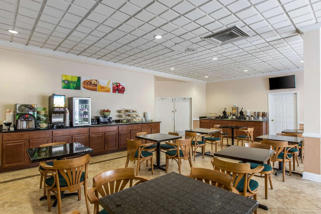 Quality Inn Savannah Midtown