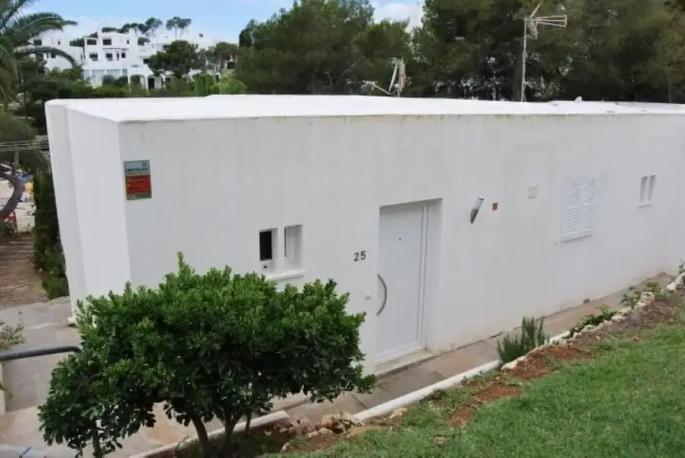 Apartment - 2 Bedrooms with Pool and Sea views - 104919