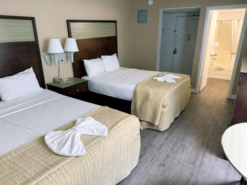 Polynesian Beach & Golf Resort