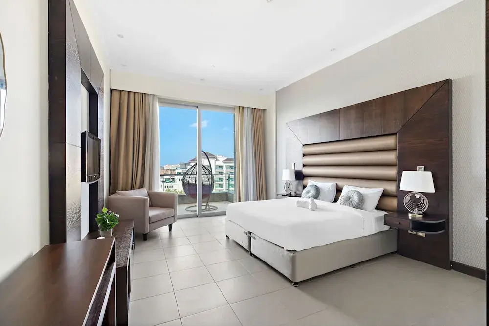 WelHome - Deluxe Apartment With Panoramic Sea Views