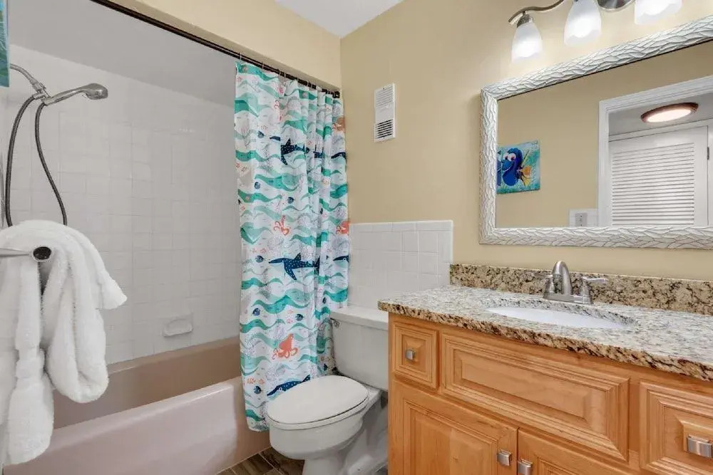 Regency Towers 3 Bedroom Apartment
