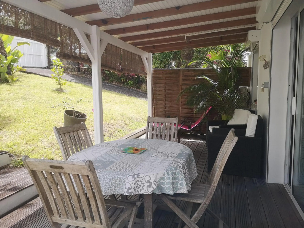 TICASE SOLEIL - F2 tout confort, terrasse, jardin privatif, DIDIER