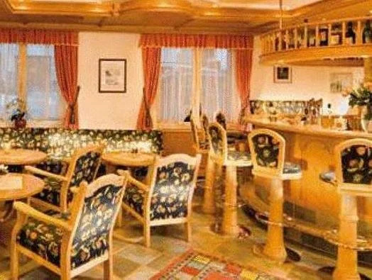Hotel Charly