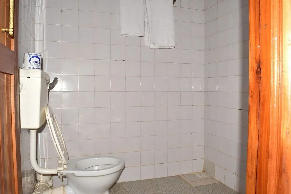 Ibis Hotel 2000 Karatina