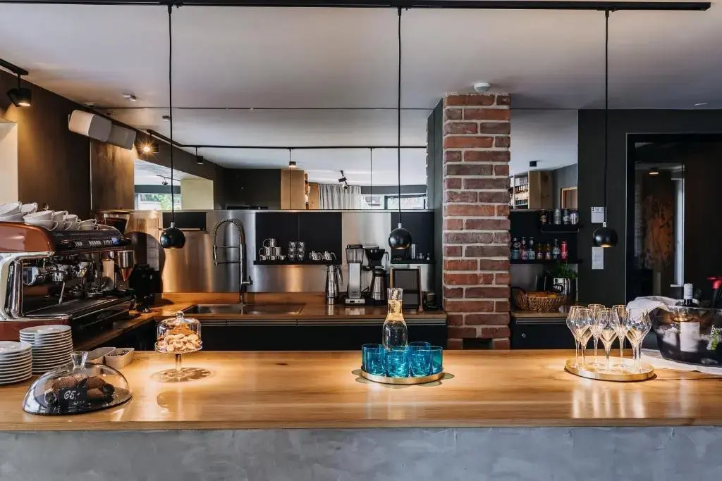VILLA BRICOLA - Boutique Apartments