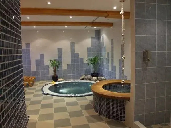 Hotel v Nebi