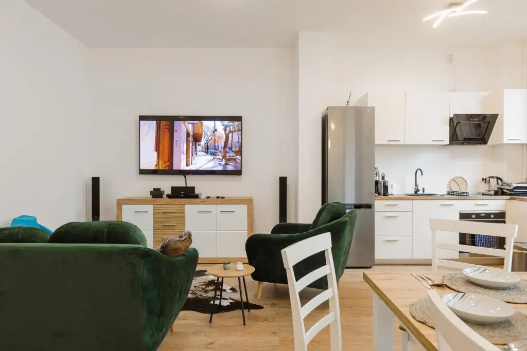 Essenza Charming Two Bedroom Apartment