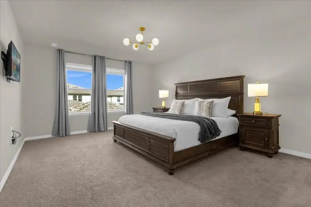 5 Bd 45 Ba Windsor At Westside 8917 Sa